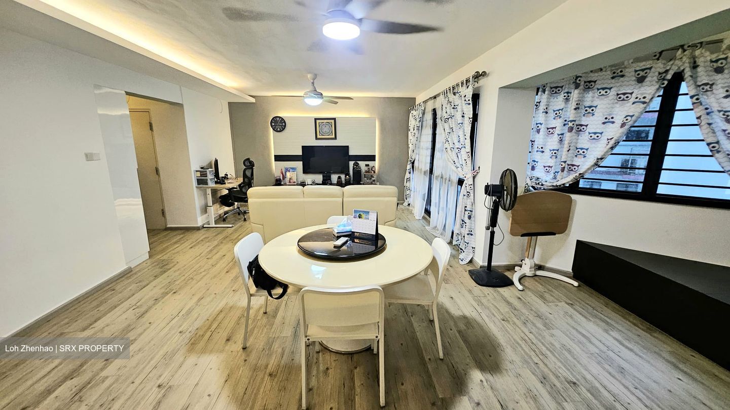 Blk 656A Jurong West Street 61 (Jurong West), HDB Executive #553552951